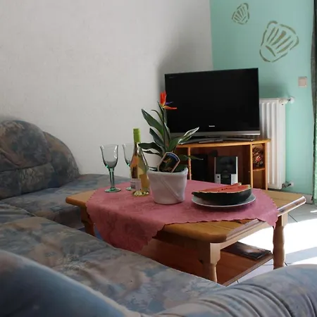 Ferienwohnung Troebinger *